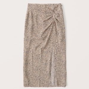 Abercombie & Fitch Brand new skirt with tag